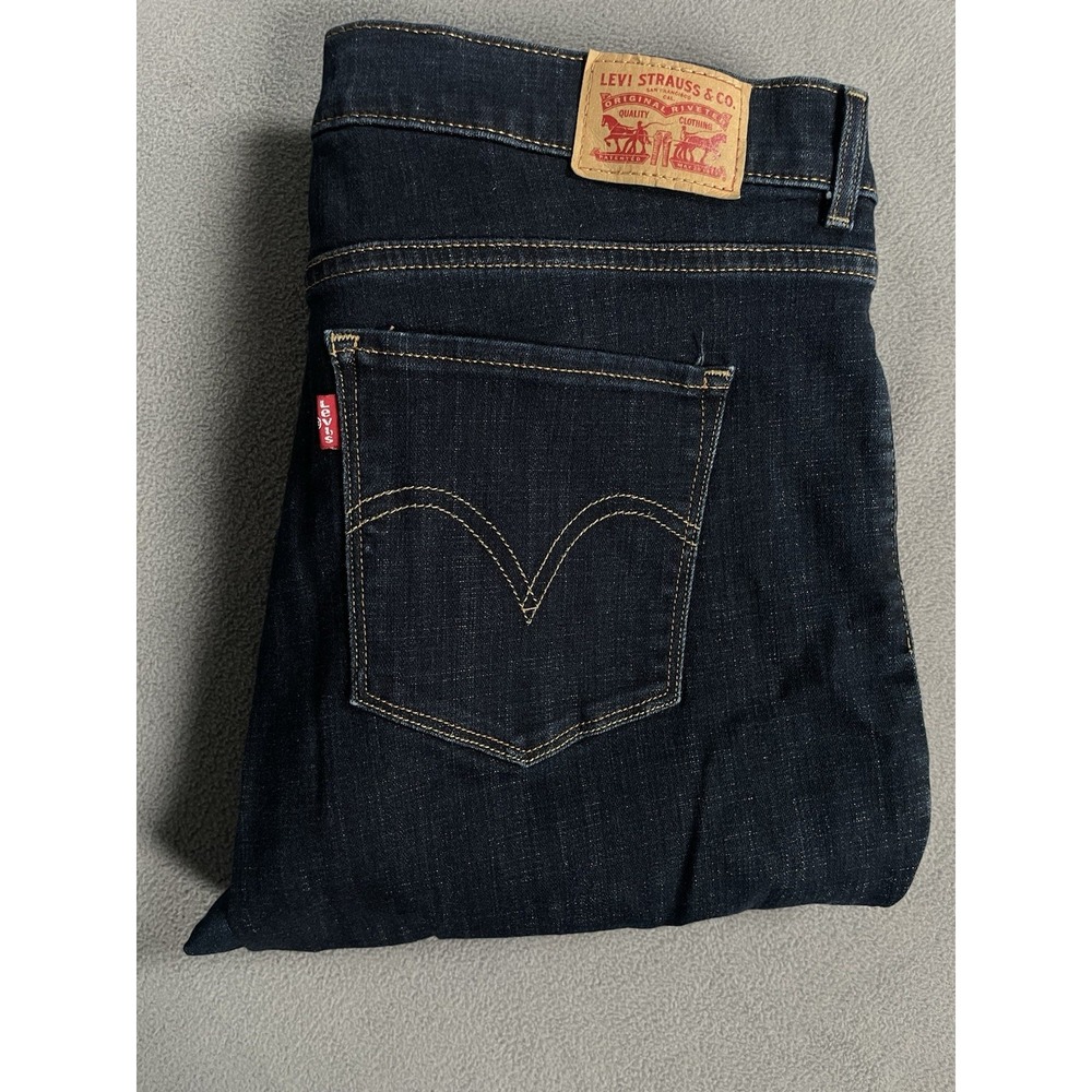 Levi's Women's Classic Boot Cut Blue Jeans Size 14 M 32x32